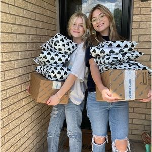 Live show listing🩷🪩🩷